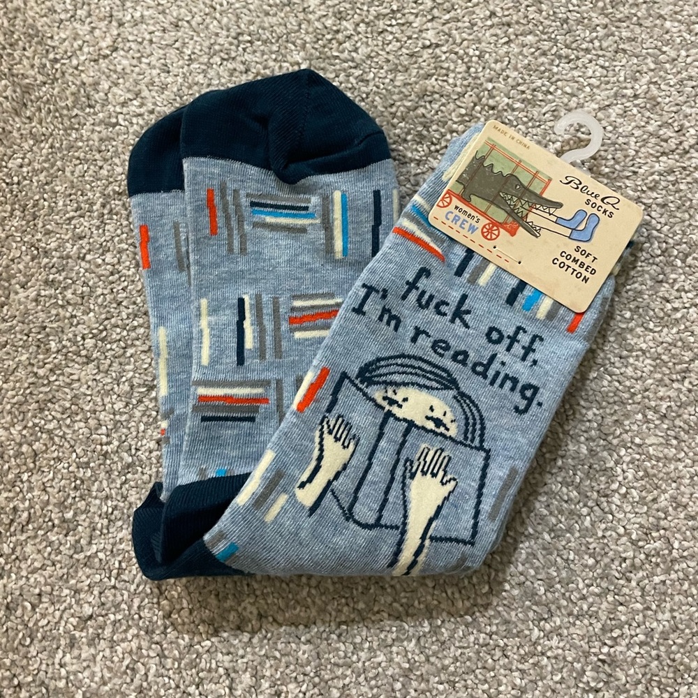 F off I’m reading socks